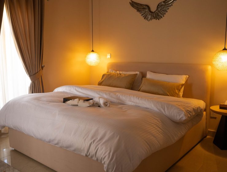 Executive 2BR, Near Airport