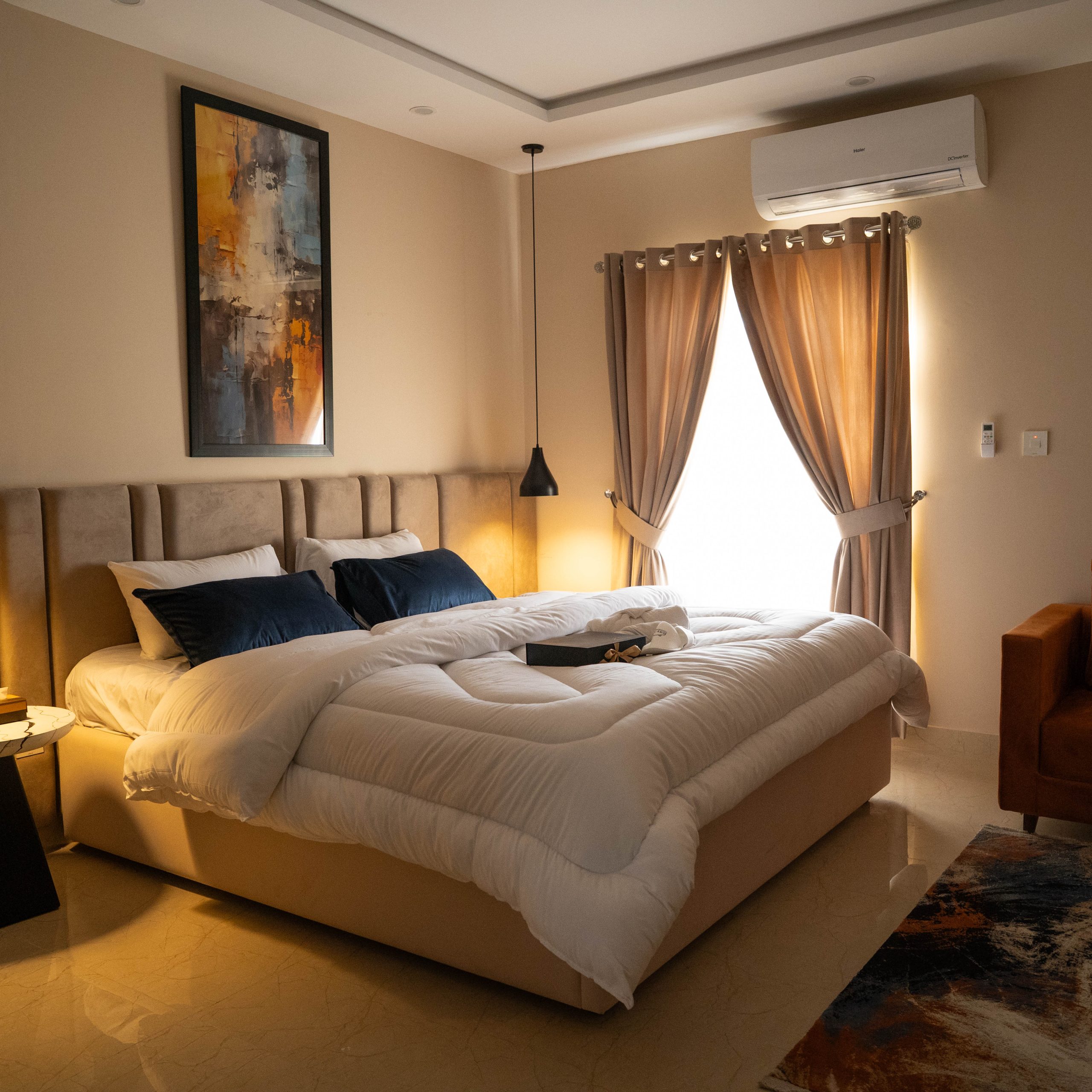 Executive 2BR, Near Airport