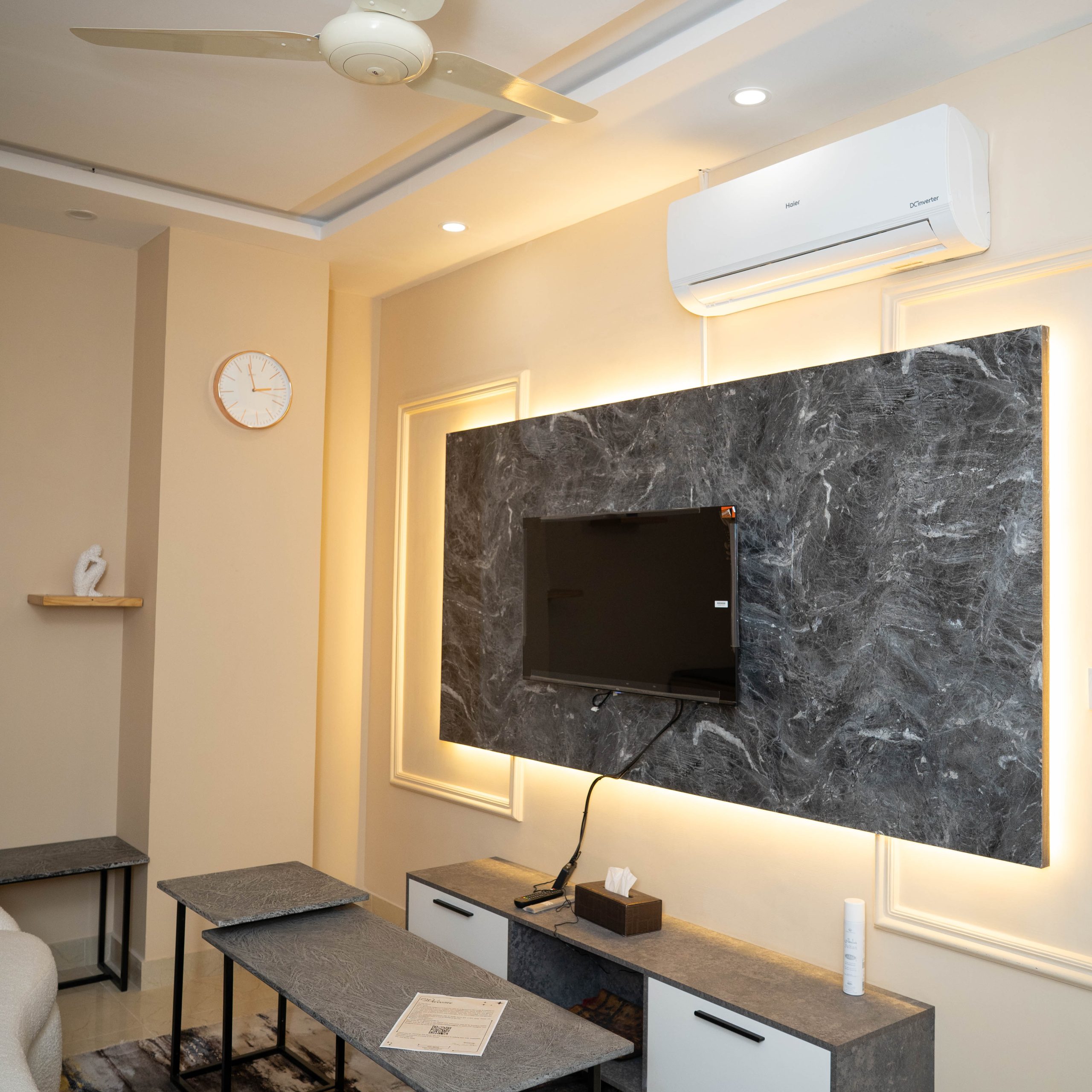 Executive Luxury 1BR Suite